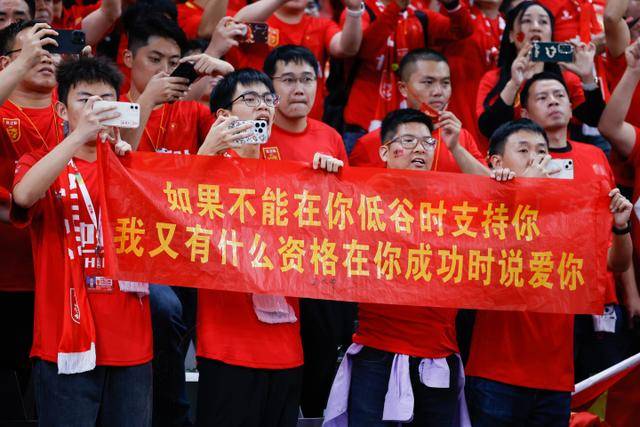 阿隆索：我负责上半场表现，下半场球队展现反弹能力